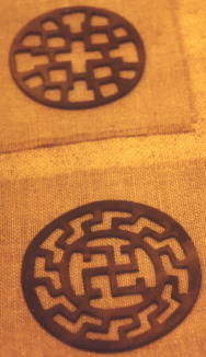 Bronze-Zierscheiben bajuwarisch
